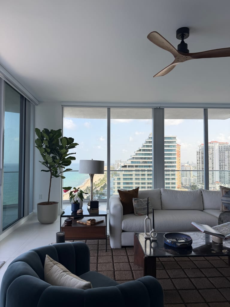 The Seabreeze Condo, Fort Lauderdale Beach, FL — photo 7 of 13 — interior design by EFE Creative Lab