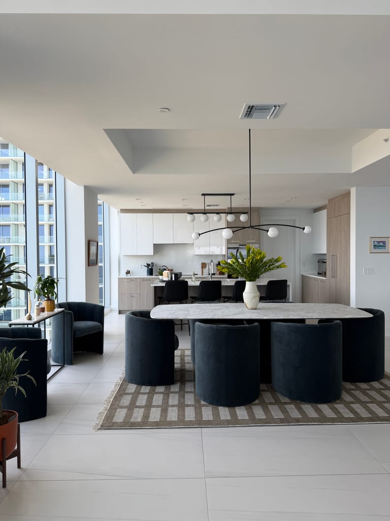 The Seabreeze Condo, Fort Lauderdale Beach, FL — photo 10 of 13 — interior design by EFE Creative Lab