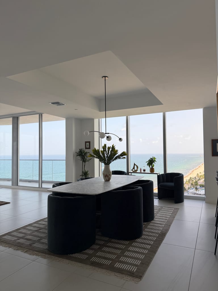 The Seabreeze Condo, Fort Lauderdale Beach, FL — photo 11 of 13 — interior design by EFE Creative Lab
