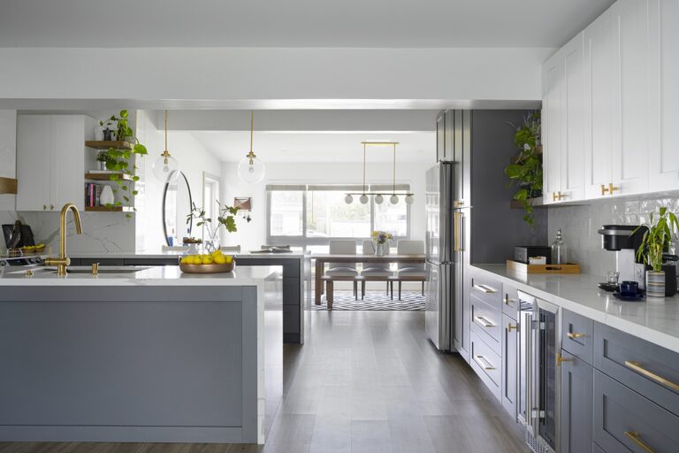 The Duo Color Kitchen, Miami, FL — photo 14 of 14 — interior design by EFE Creative Lab