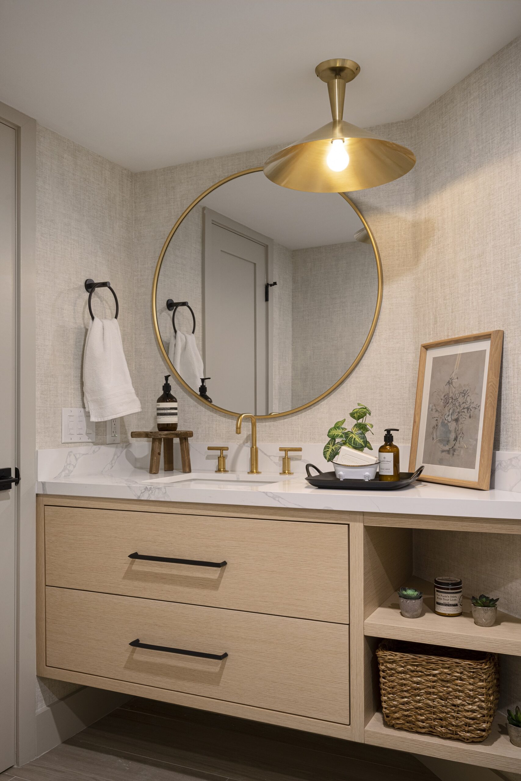 The Miami Beach Modern Condo, Miami Beach, FL — photo 15 of 17 — interior design by EFE Creative Lab