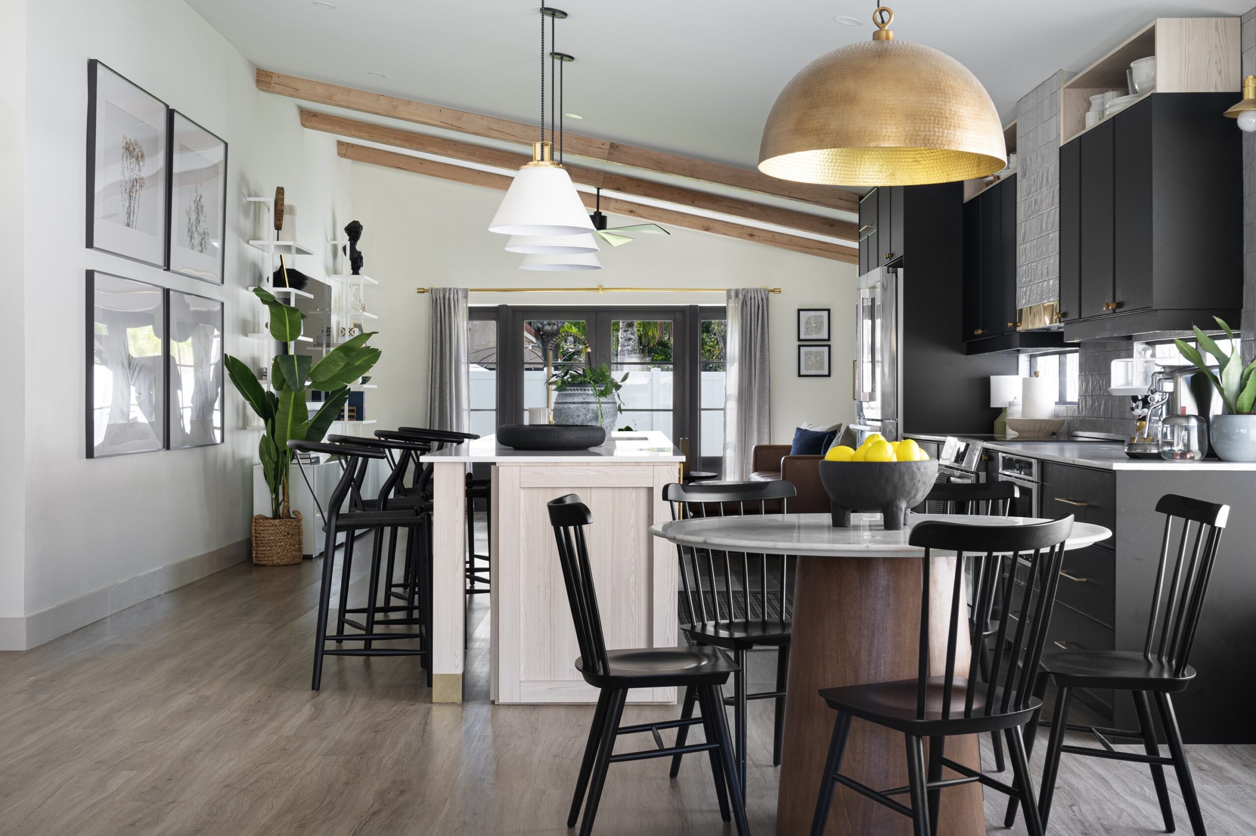 The Silverlakes Home, Miramar, FL — photo 7 of 24 — interior design by EFE Creative Lab