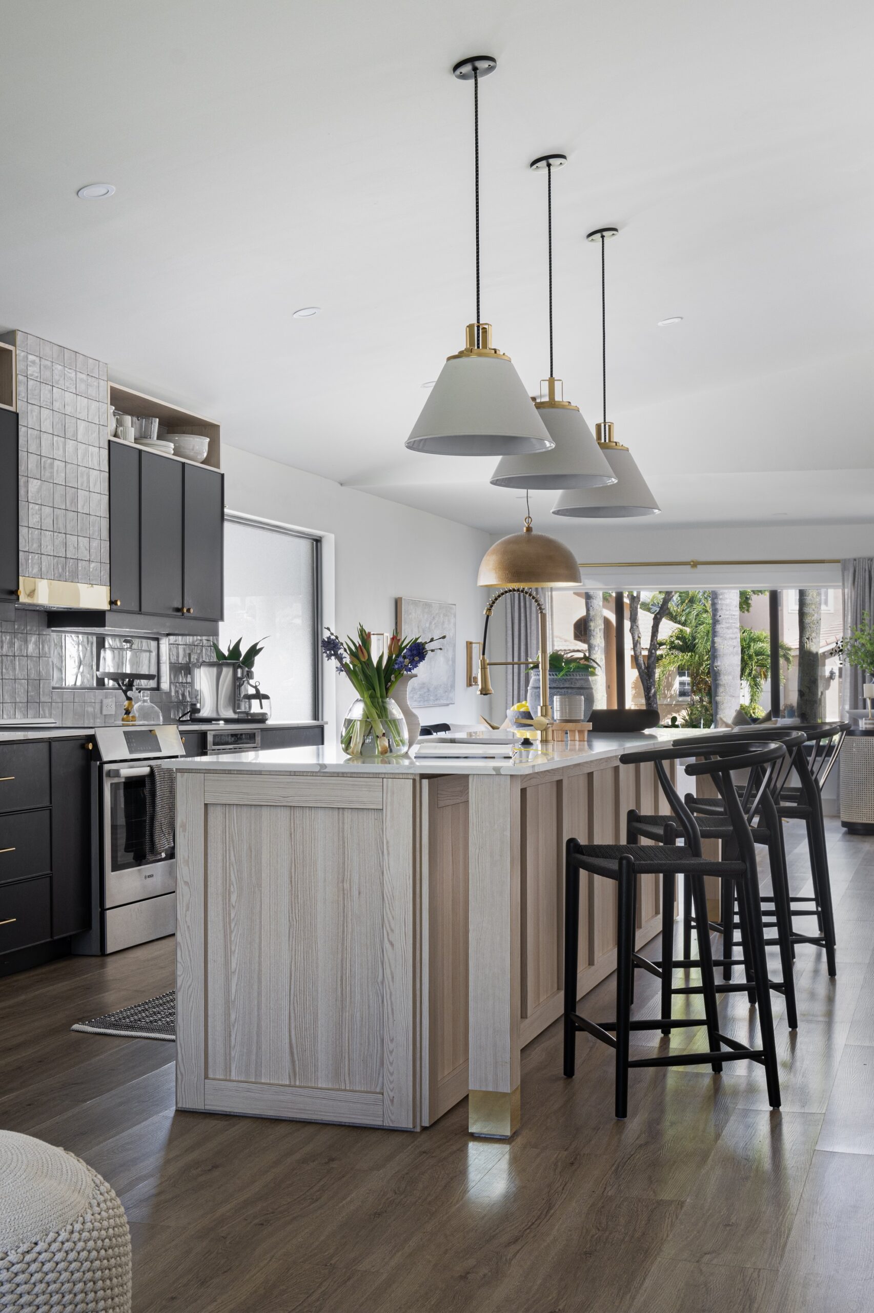 The Silverlakes Home, Miramar, FL — photo 10 of 24 — interior design by EFE Creative Lab