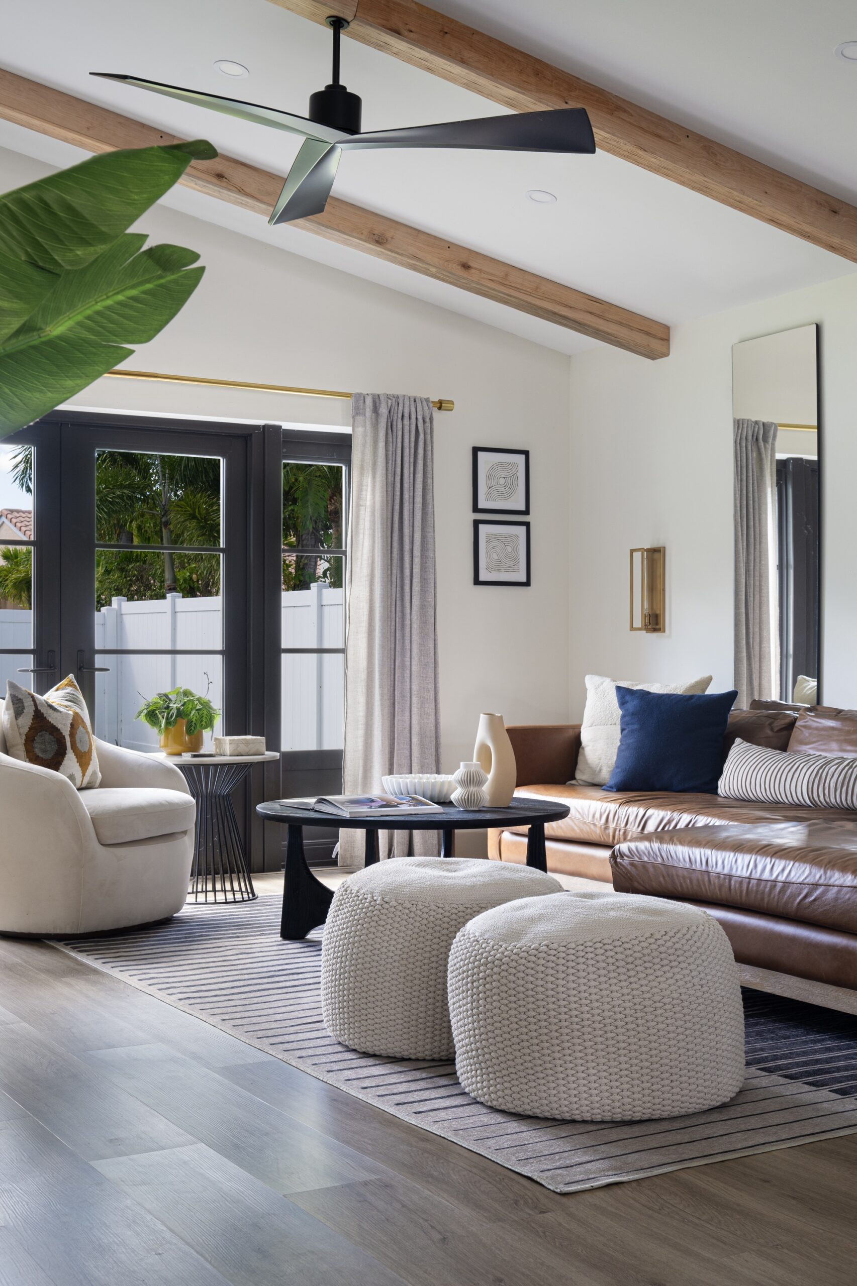 The Silverlakes Home, Miramar, FL — photo 14 of 24 — interior design by EFE Creative Lab