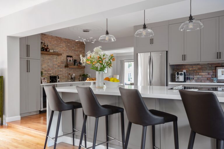 The Timeless Kitchen, Miami, FL — photo 6 of 12 — interior design by EFE Creative Lab