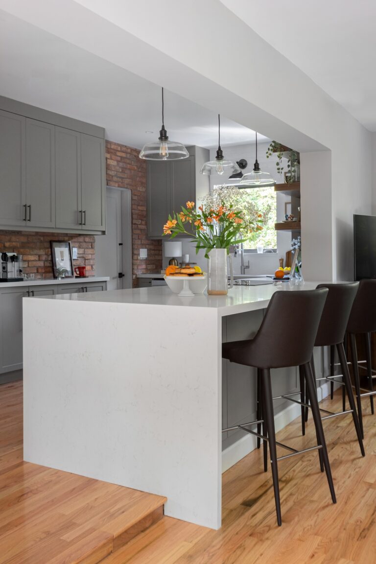 The Timeless Kitchen, Miami, FL — photo 12 of 12 — interior design by EFE Creative Lab
